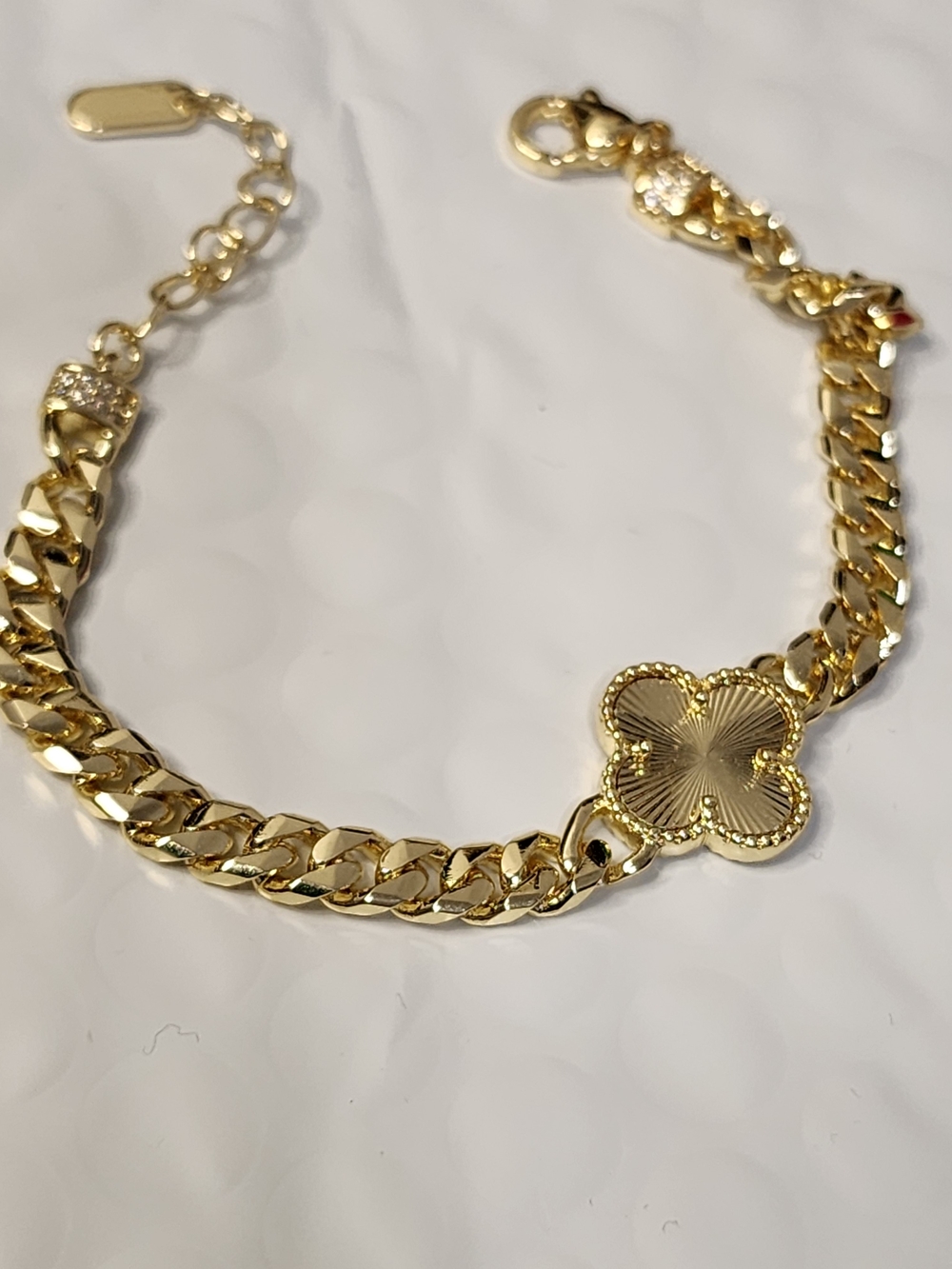 Gold Clover Charm Chain Bracelet for Women-NWOT